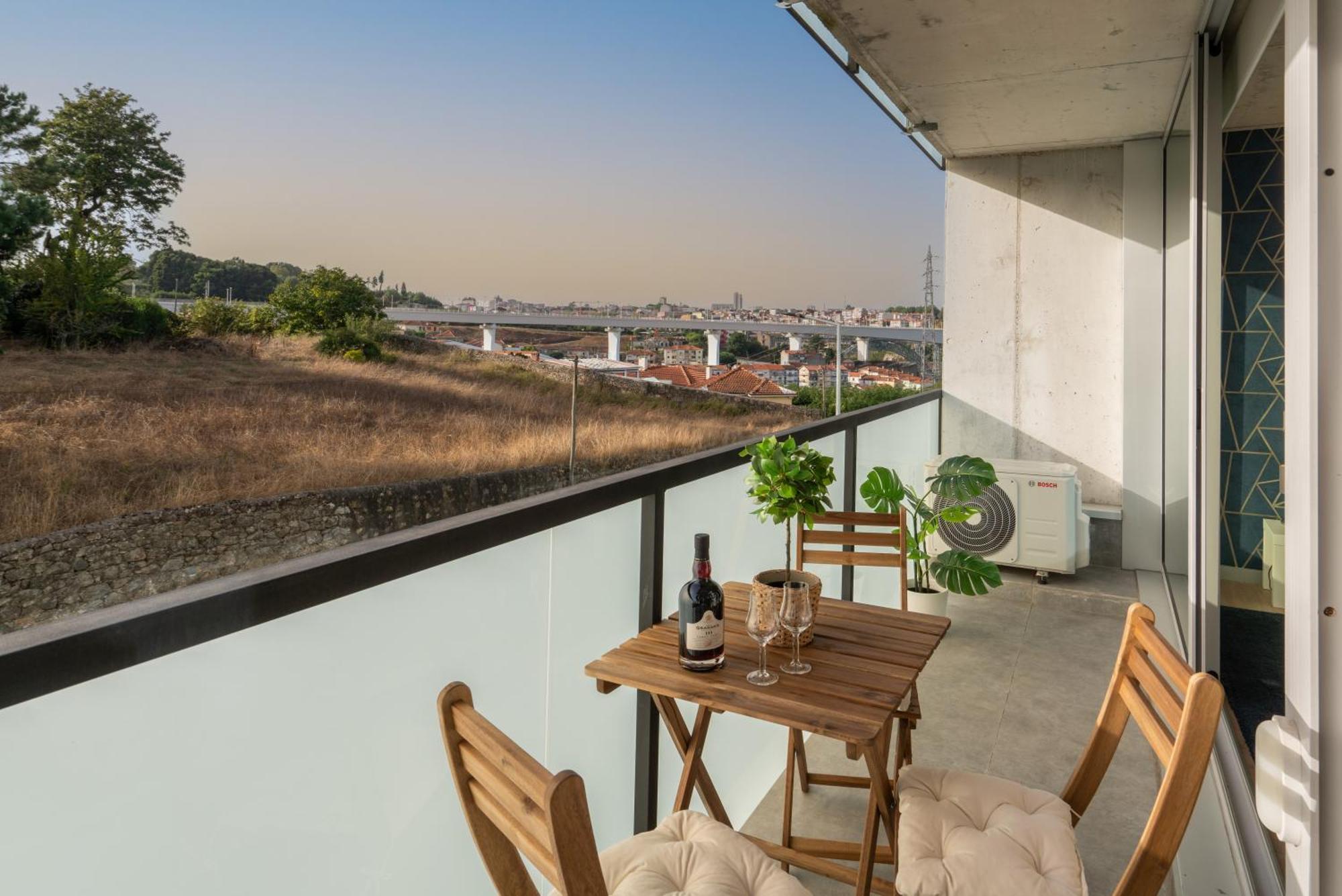 Host Wise - Luxurious Impressive Apartment - Balcony And Pool Vila Nova de Gaia Exterior foto